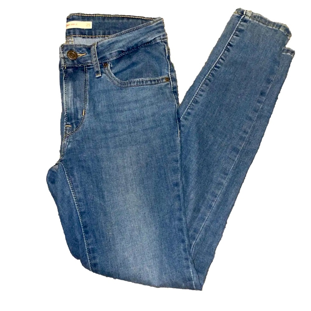 Levis 711 Skinny Ankle Jeans size 25